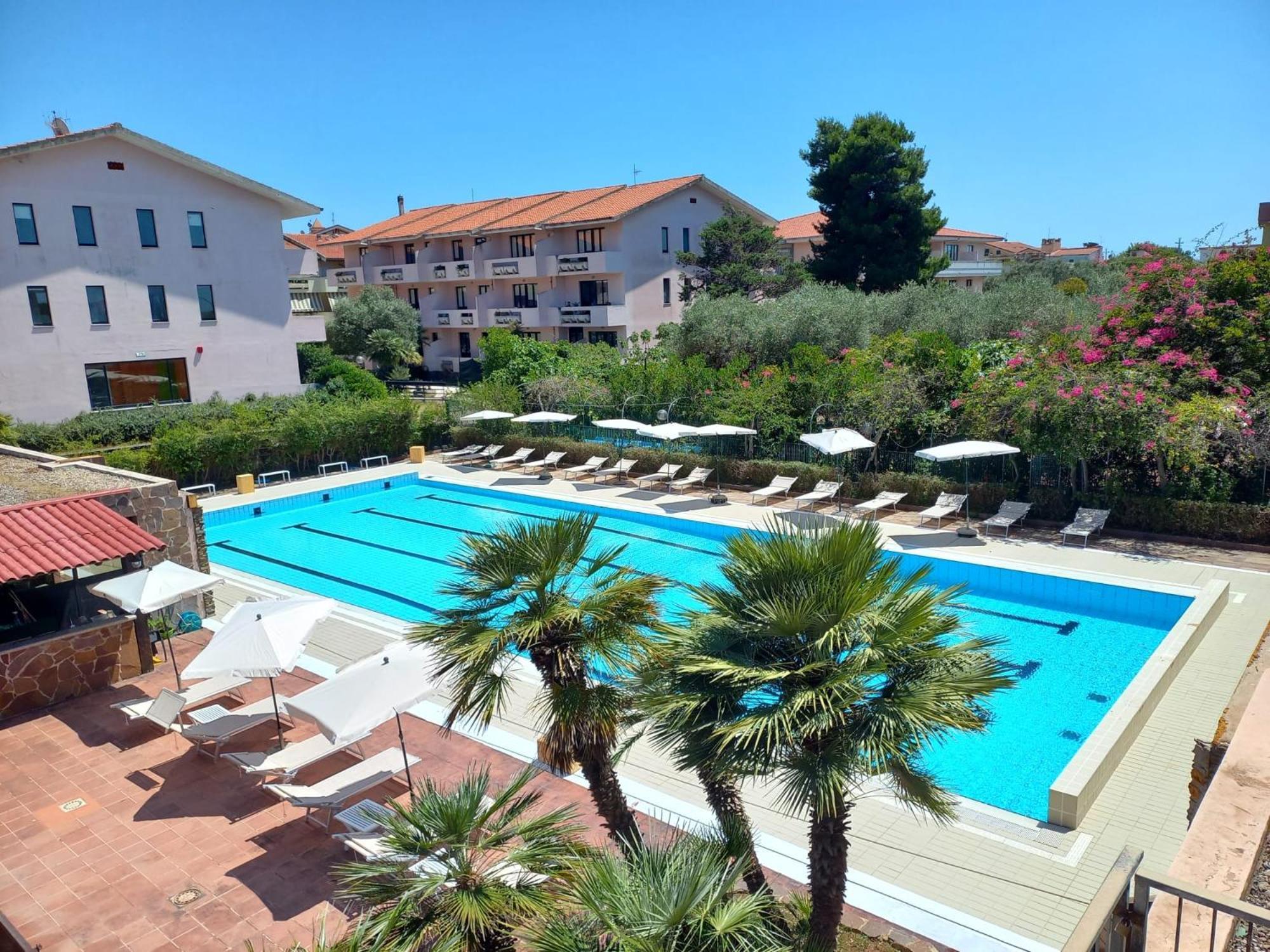 Green Sporting Club Hotel Alghero Kültér fotó