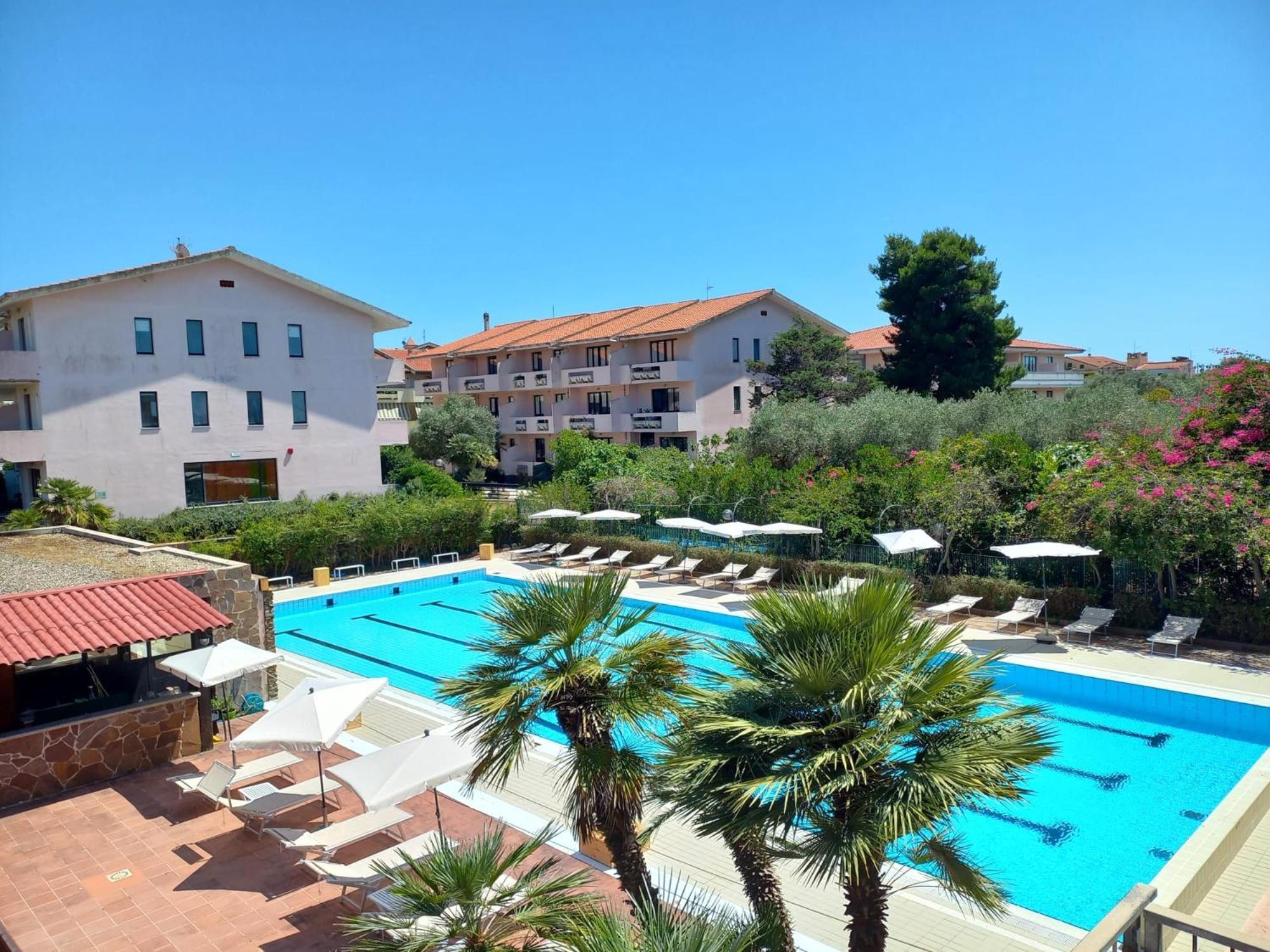 Green Sporting Club Hotel Alghero Kültér fotó
