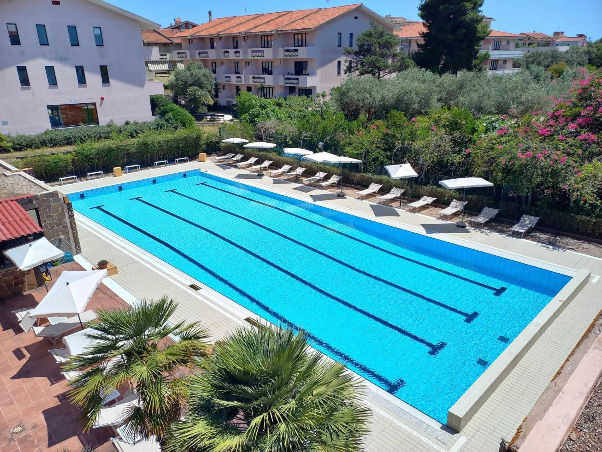Green Sporting Club Hotel Alghero Kültér fotó